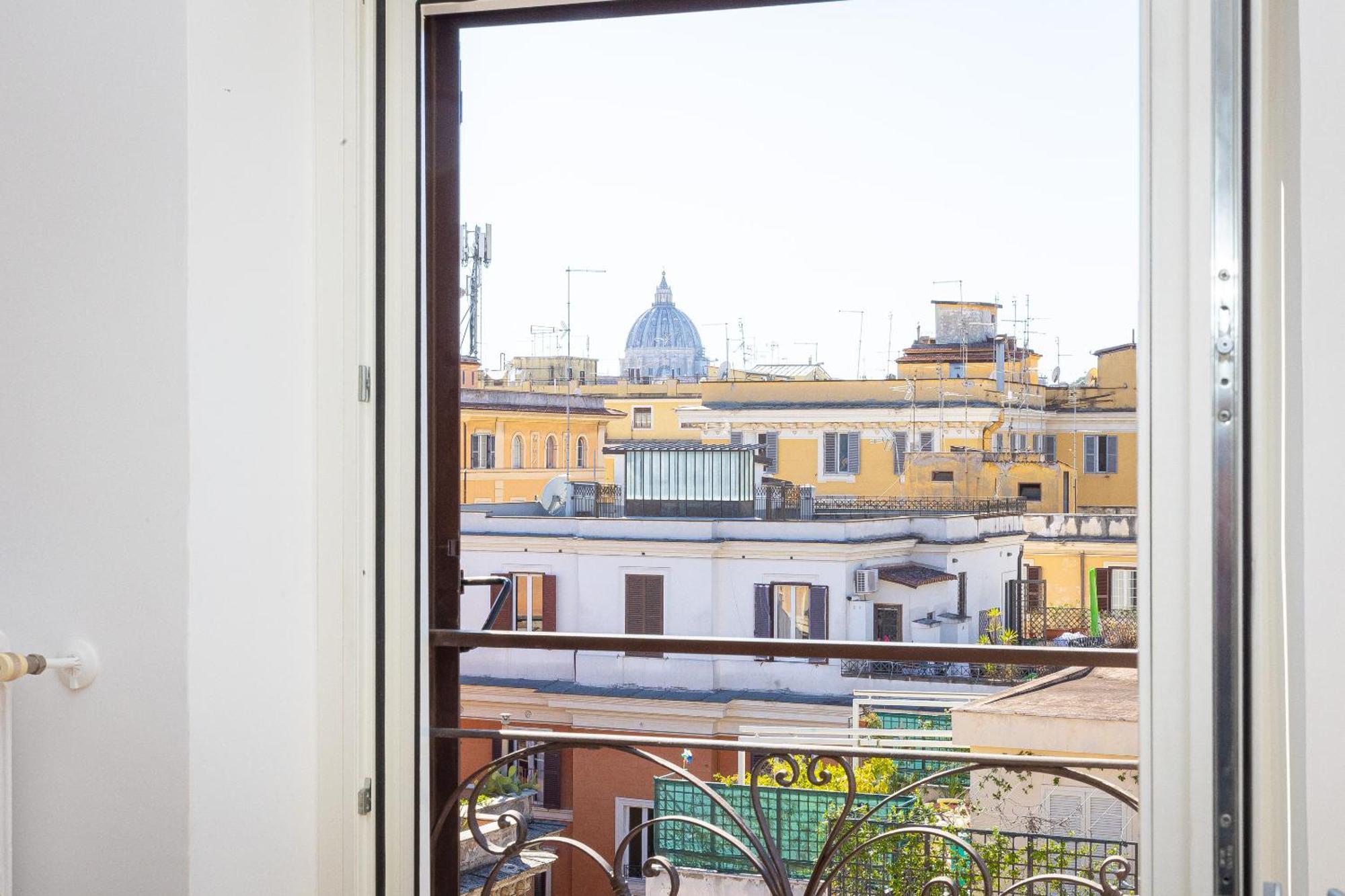 Giulio Cesare Penthouse Rental In Рим Екстериор снимка